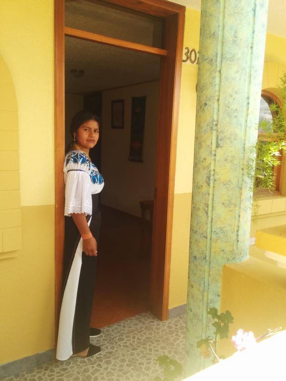 Hostal Curinan โอตาวาโล ภายนอก รูปภาพ