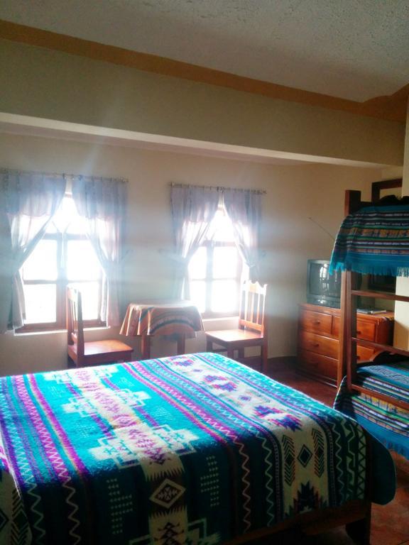 Hostal Curinan โอตาวาโล ภายนอก รูปภาพ